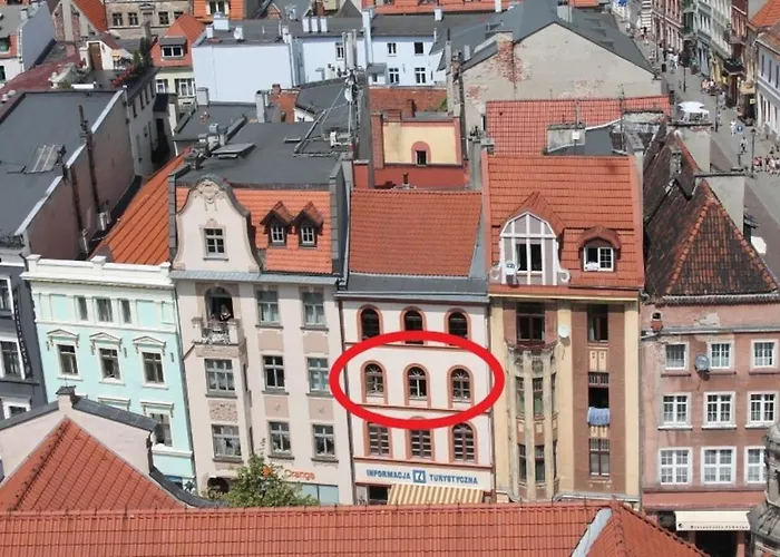 Main Square Apartments